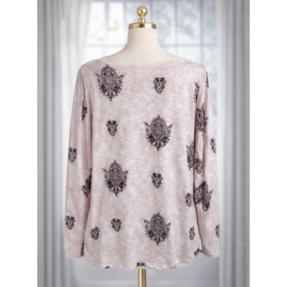 Sonoma The Everyday Tee Pink Print Long Sleeve V-Neck T-Shirt PXL Petite - Picture 3 of 9